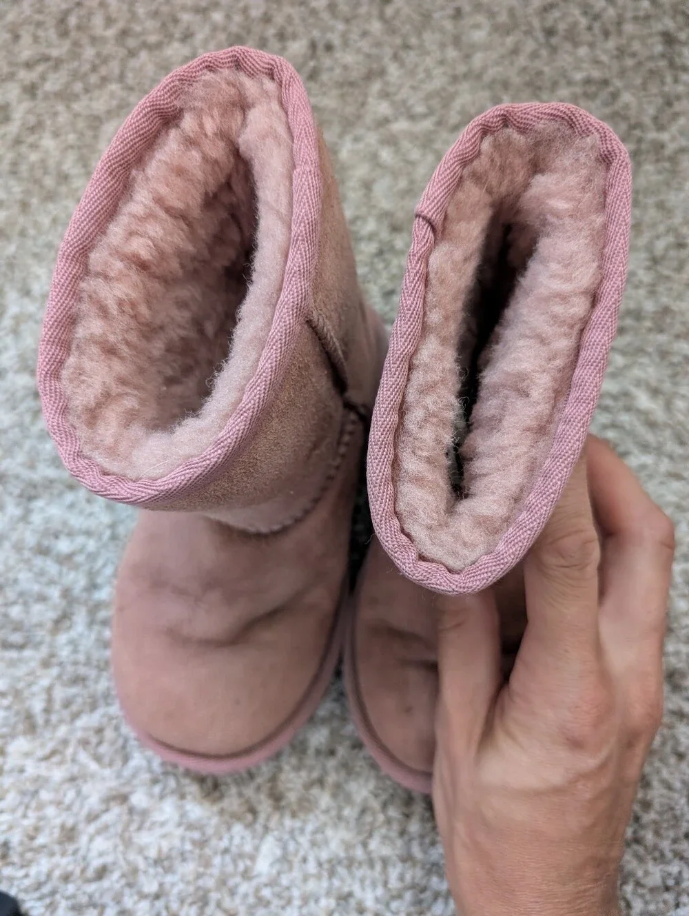 Girl Pink UGG Classic Short Suede Winter Boots - Dusty Rose Sz 10 Youth